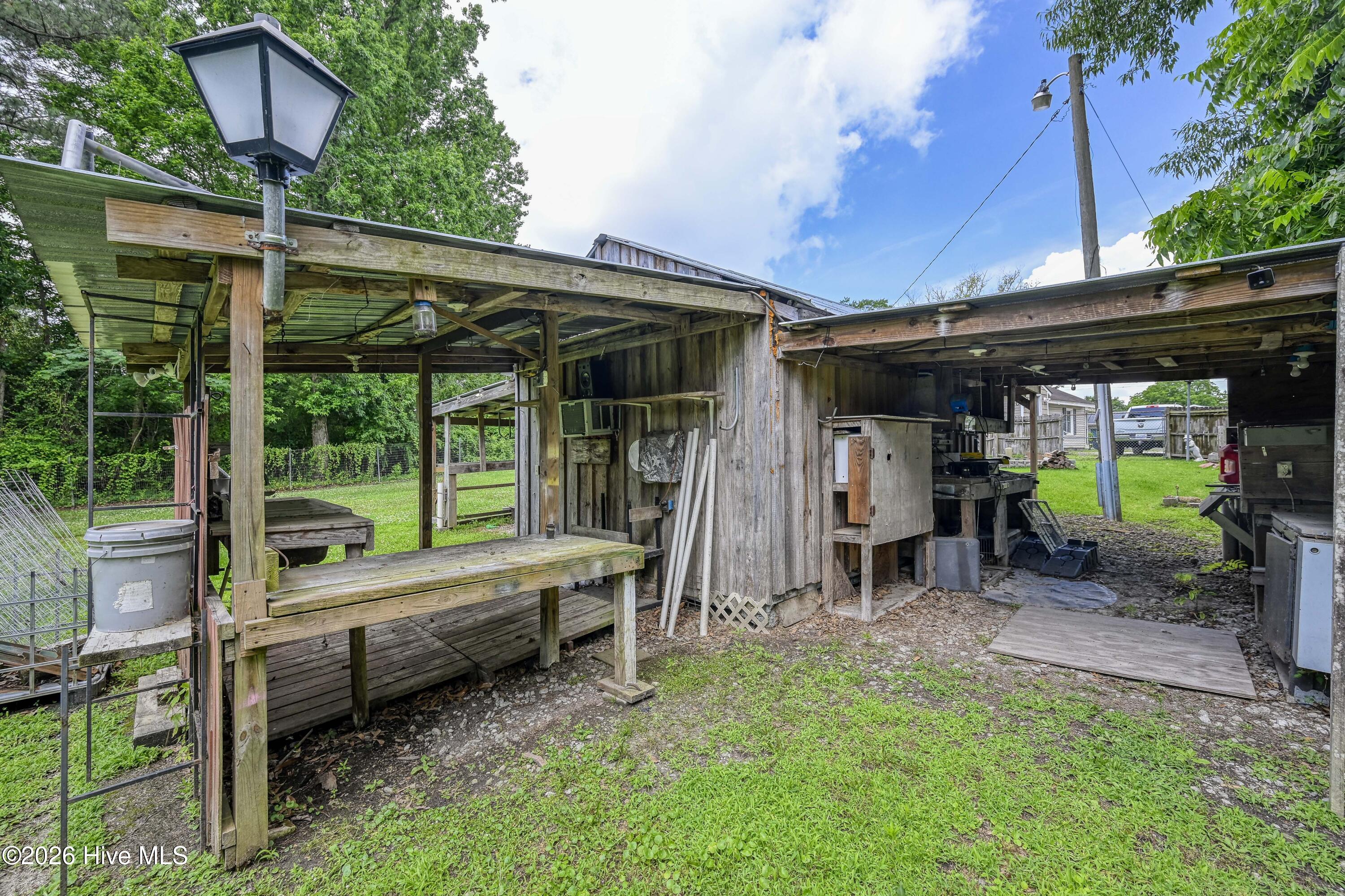 298 Comfort Road Richlands, NC 28574 - Photo 30 of 44 Lean 2