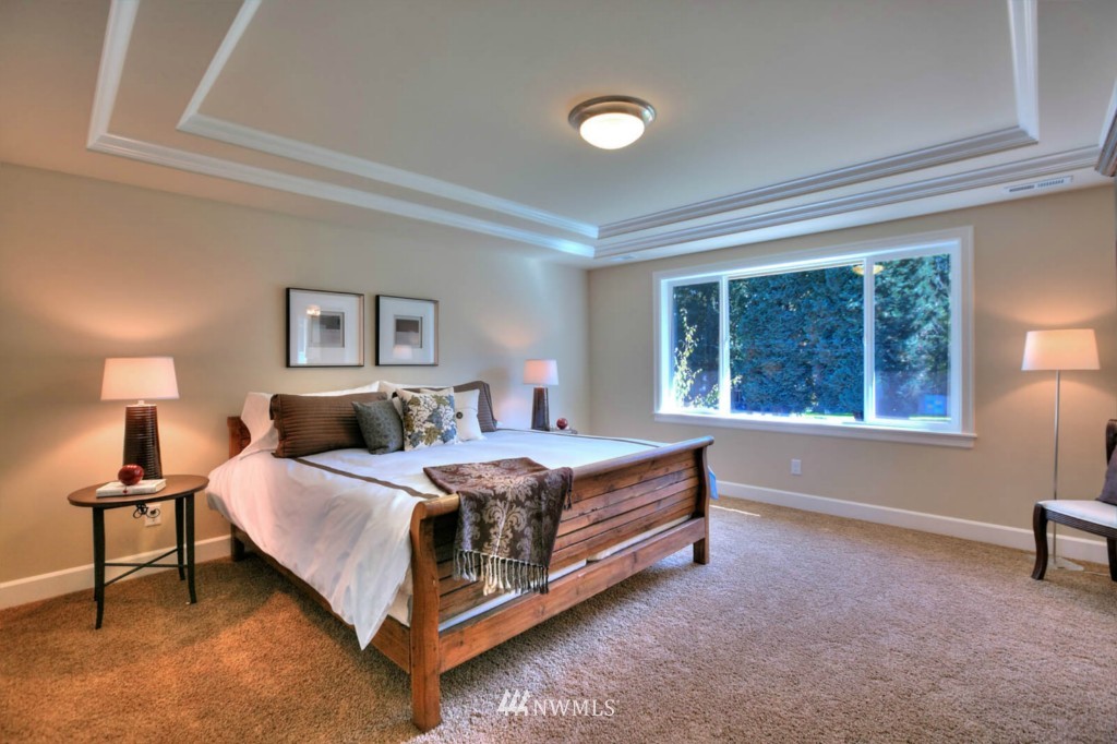 5851 Northeast 8th Street Renton, WA 98059 - Photo 21 of 25