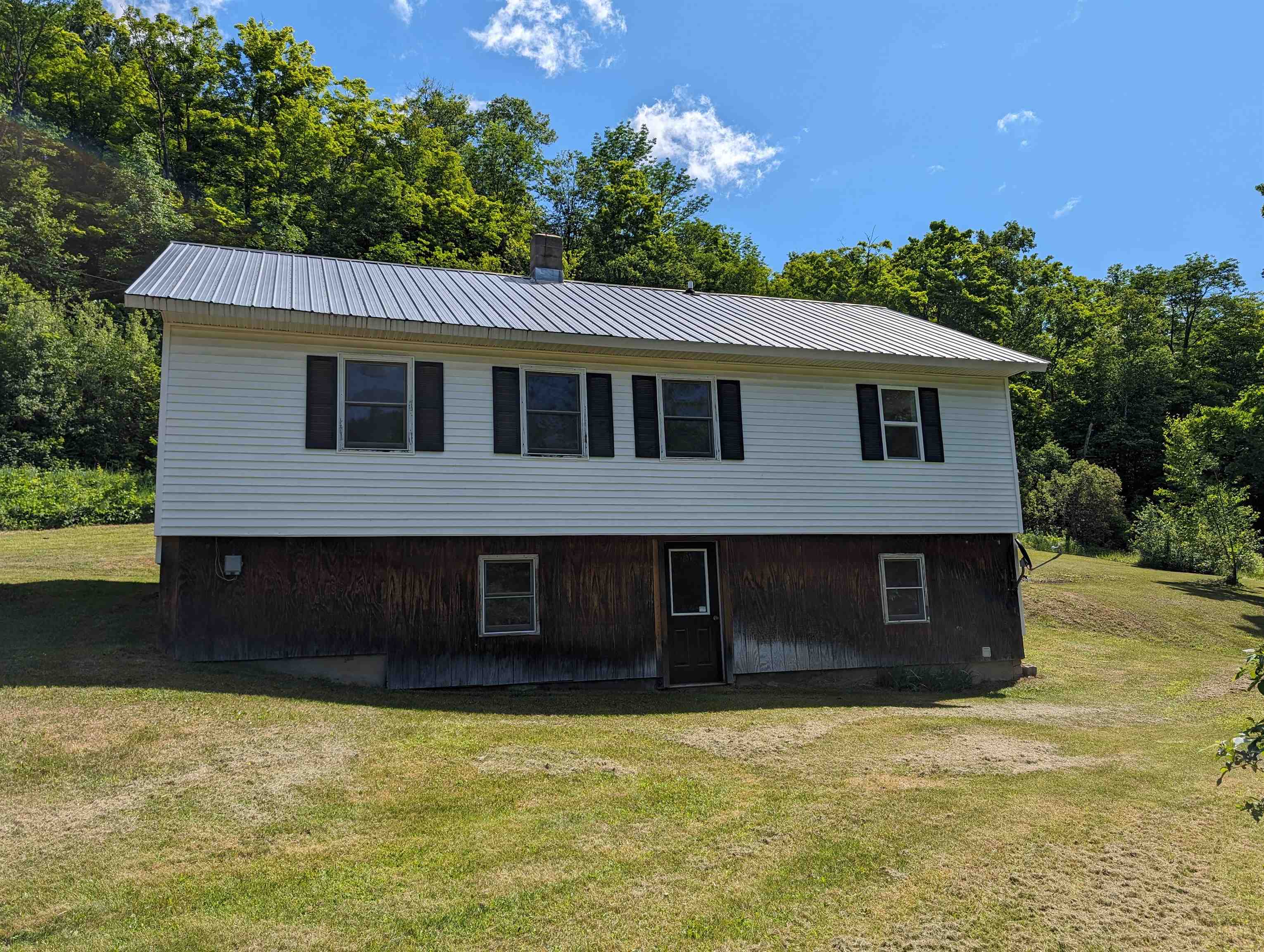 42 Powder Spring Road Topsham, VT 05076 - Photo 13 of 19