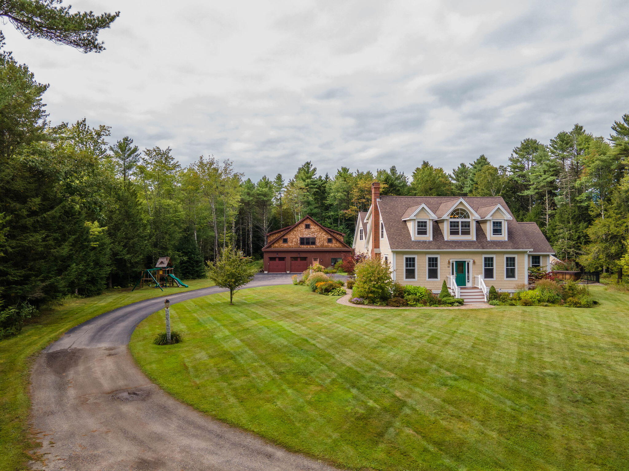 49 Fiddlehead Lane Freeport, ME 04032 - Photo 4 of 46 1-web-or-mls-Updated Luminance-1