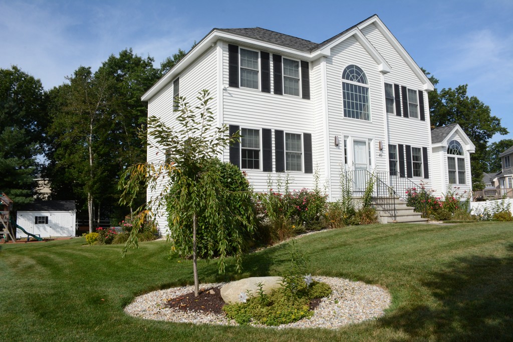49 Cart Path Road Dracut, MA 01826 - Photo 1 of 29 Gallery Image 1