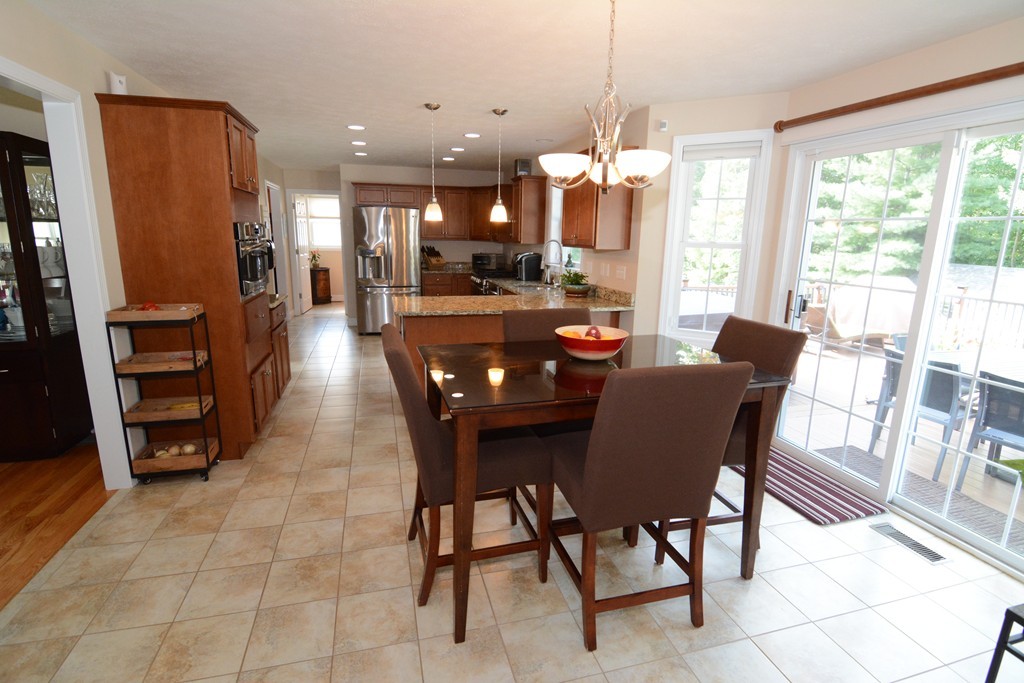 49 Cart Path Road Dracut, MA 01826 - Photo 11 of 29 Gallery Image 11