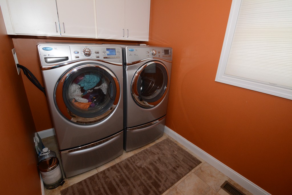 49 Cart Path Road Dracut, MA 01826 - Photo 17 of 29 Gallery Image 17