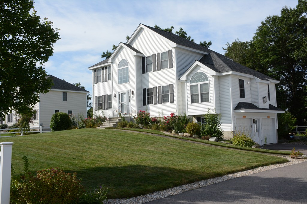 49 Cart Path Road Dracut, MA 01826 - Photo 3 of 29 Gallery Image 3