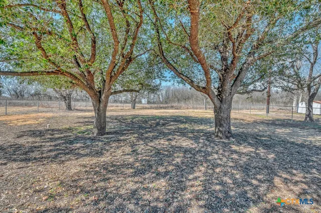 $239,900 | 17150 State Highway 95, Holland, TX 76534