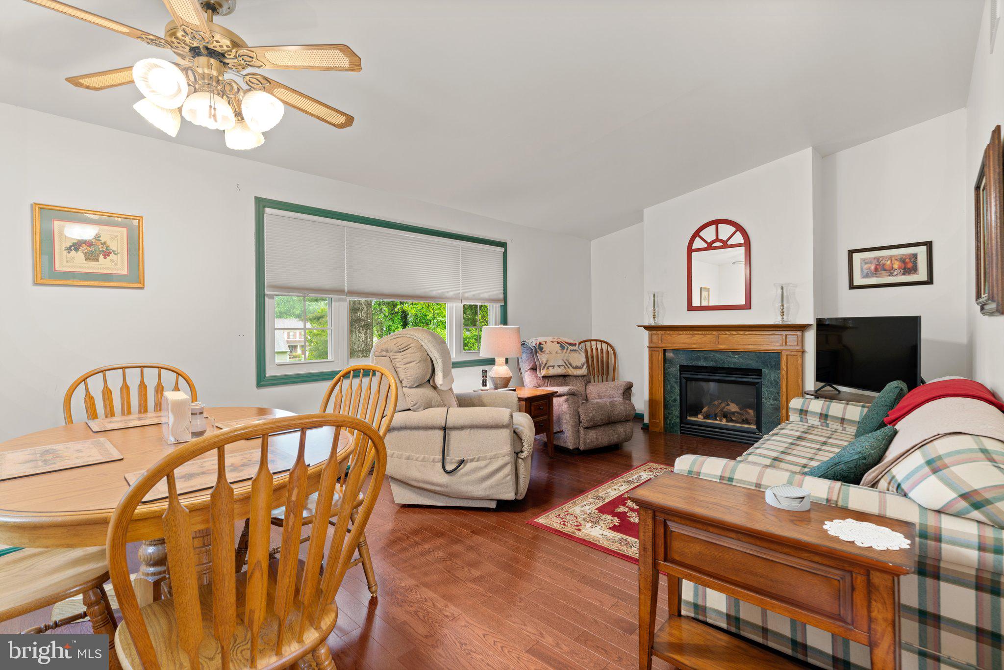 19729 Olney Mill Road Brookeville, MD 20833 - Photo 18 of 43 Family Room