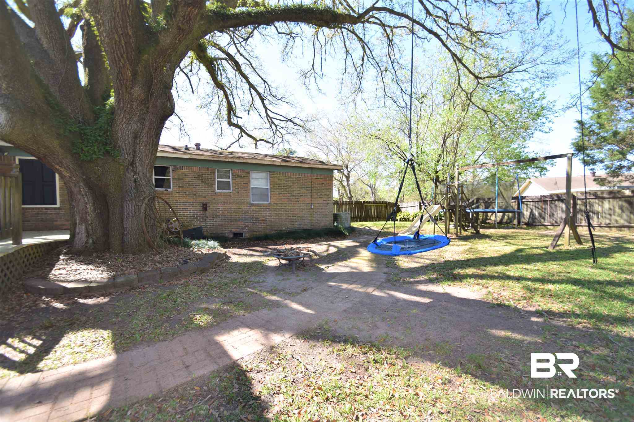 1705 Alta Court Mobile, AL 36609 - Photo 11 of 22
