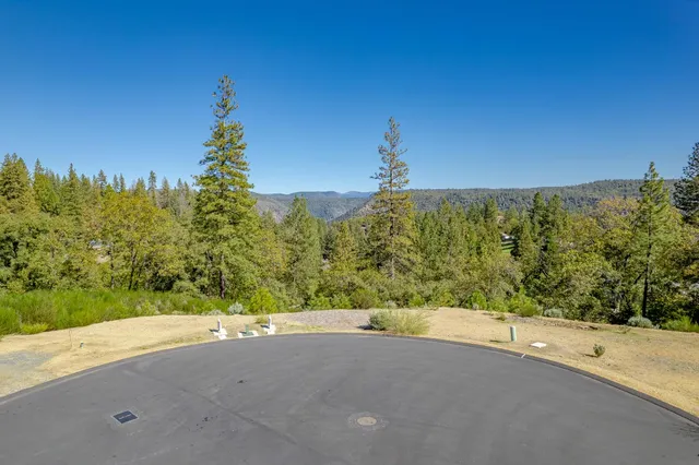 a view of a terrace view