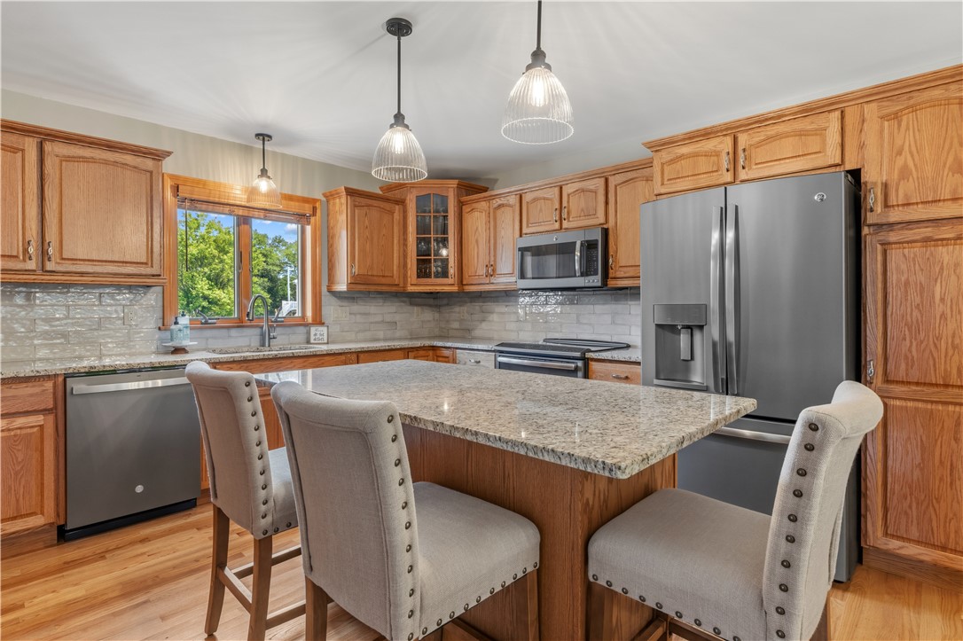 3 Courtney Lane Hopkinton, RI 02832 - Photo 18 of 46
