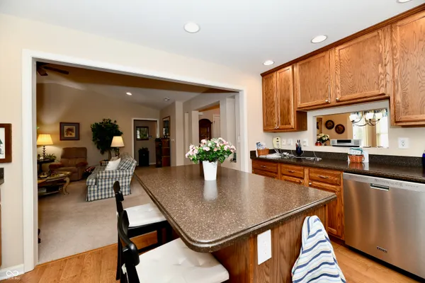 $330,000 | 5514 Coventry Park Boulevard, Indianapolis, IN 46237