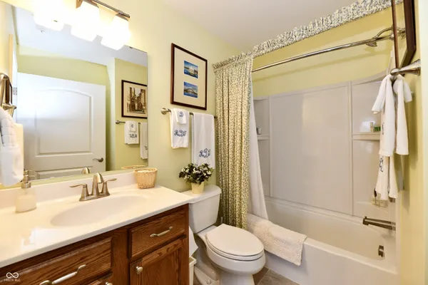 $330,000 | 5514 Coventry Park Boulevard, Indianapolis, IN 46237