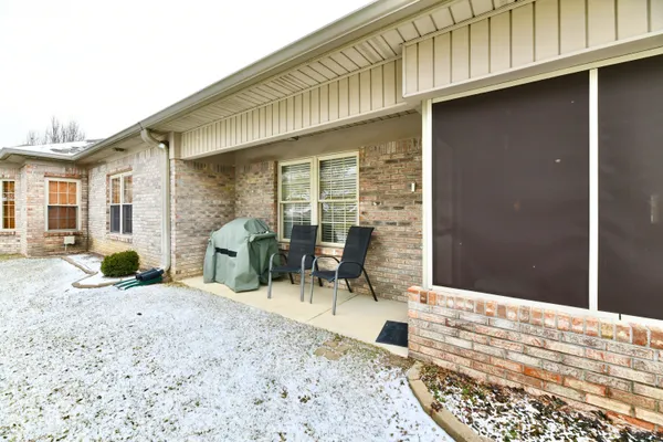 $330,000 | 5514 Coventry Park Boulevard, Indianapolis, IN 46237