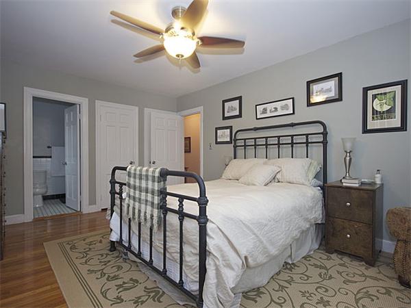 94 Marion Street, Unit 6 Brookline, MA 02446 - Photo 11 of 18