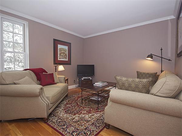 94 Marion Street, Unit 6 Brookline, MA 02446 - Photo 3 of 18