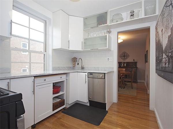 94 Marion Street, Unit 6 Brookline, MA 02446 - Photo 4 of 18