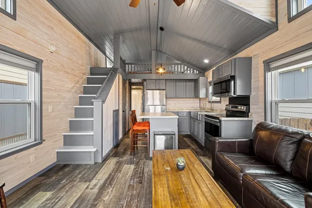 $3,600,000 | 662 Woodrose Lane, Stonewall, TX 78671