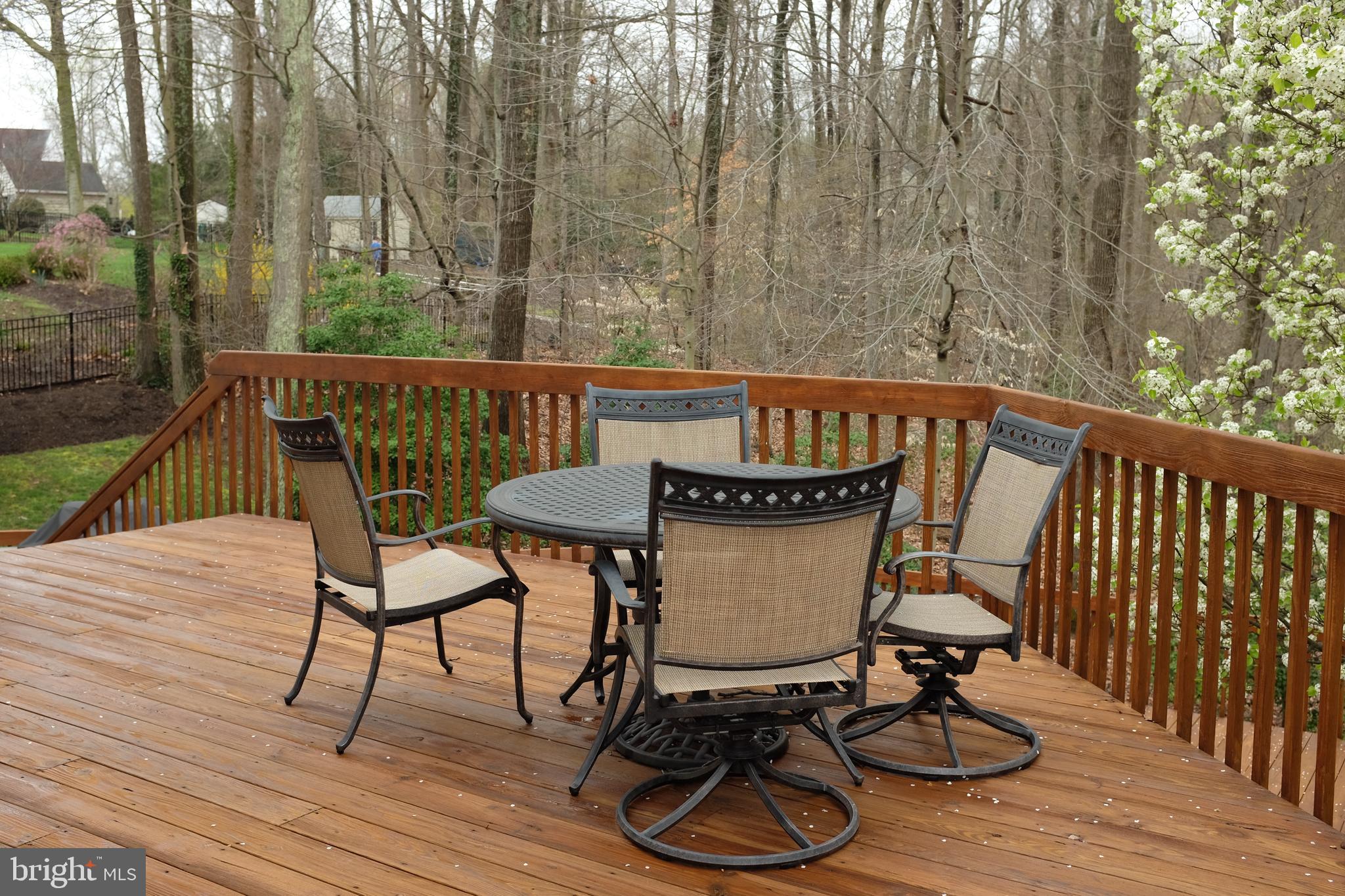 1554 Comanche Road Arnold, MD 21012 - Photo 7 of 96 Upper deck off kitchen