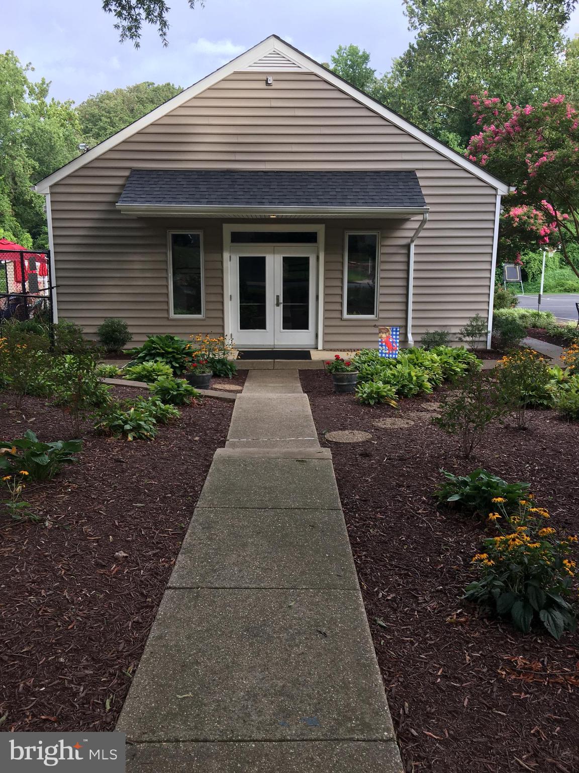1554 Comanche Road Arnold, MD 21012 - Photo 95 of 96 Clubhouse side entrance