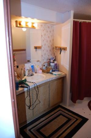 18580 Summitview Road Tieton, WA 98947 - Photo 19 of 19 a room with storage and utility