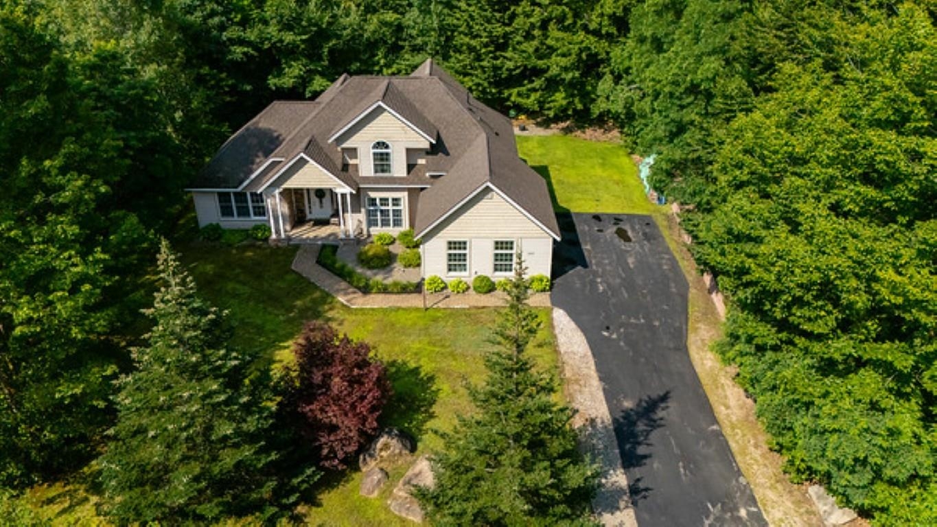 333 Grandview Road Conway, NH 03818 - Photo 1 of 55