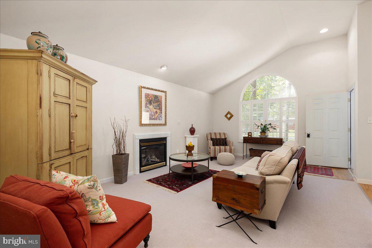 27 Gloucester Road Ocean Pines, MD 21811 - Photo 5 of 39 Gallery Image 5