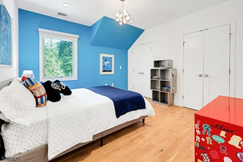 21 Gloucester Road Summit, NJ 07901 - Photo 28 of 50