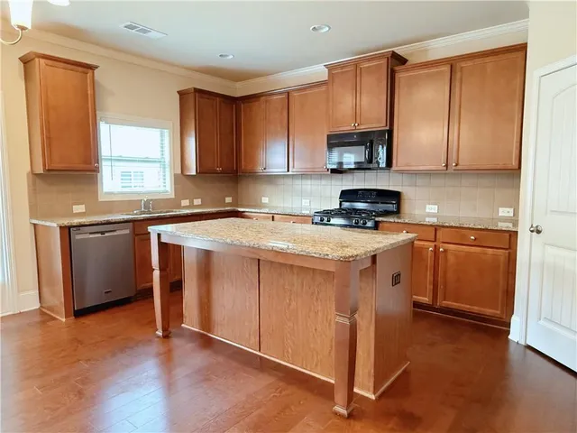 $2,300 | 3560 Golden Gate Lane, Cumming, GA 30040