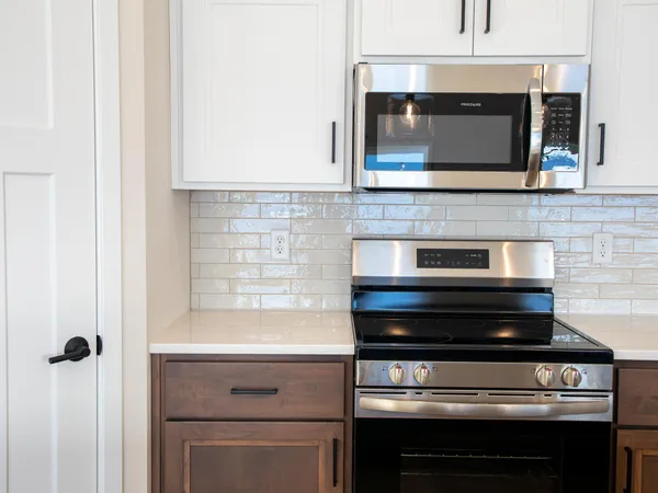 $447,065 | 7361 26th Street South, Fargo, ND 58104