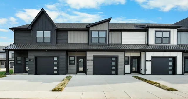 $284,900 | 1506 Jonathan Wade Circle, Unit 1506, Clarksville, TN 37043