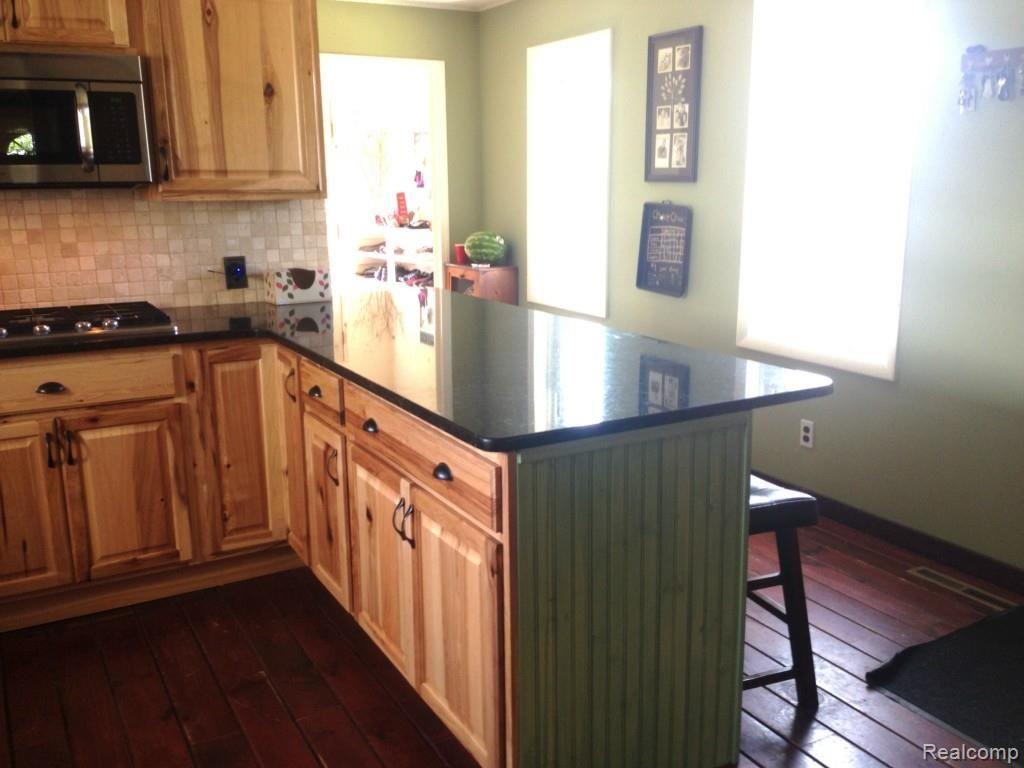 7709 Silverwood Road North Branch, MI 48461 - Photo 15 of 54 FullSizeRender (12).jpg