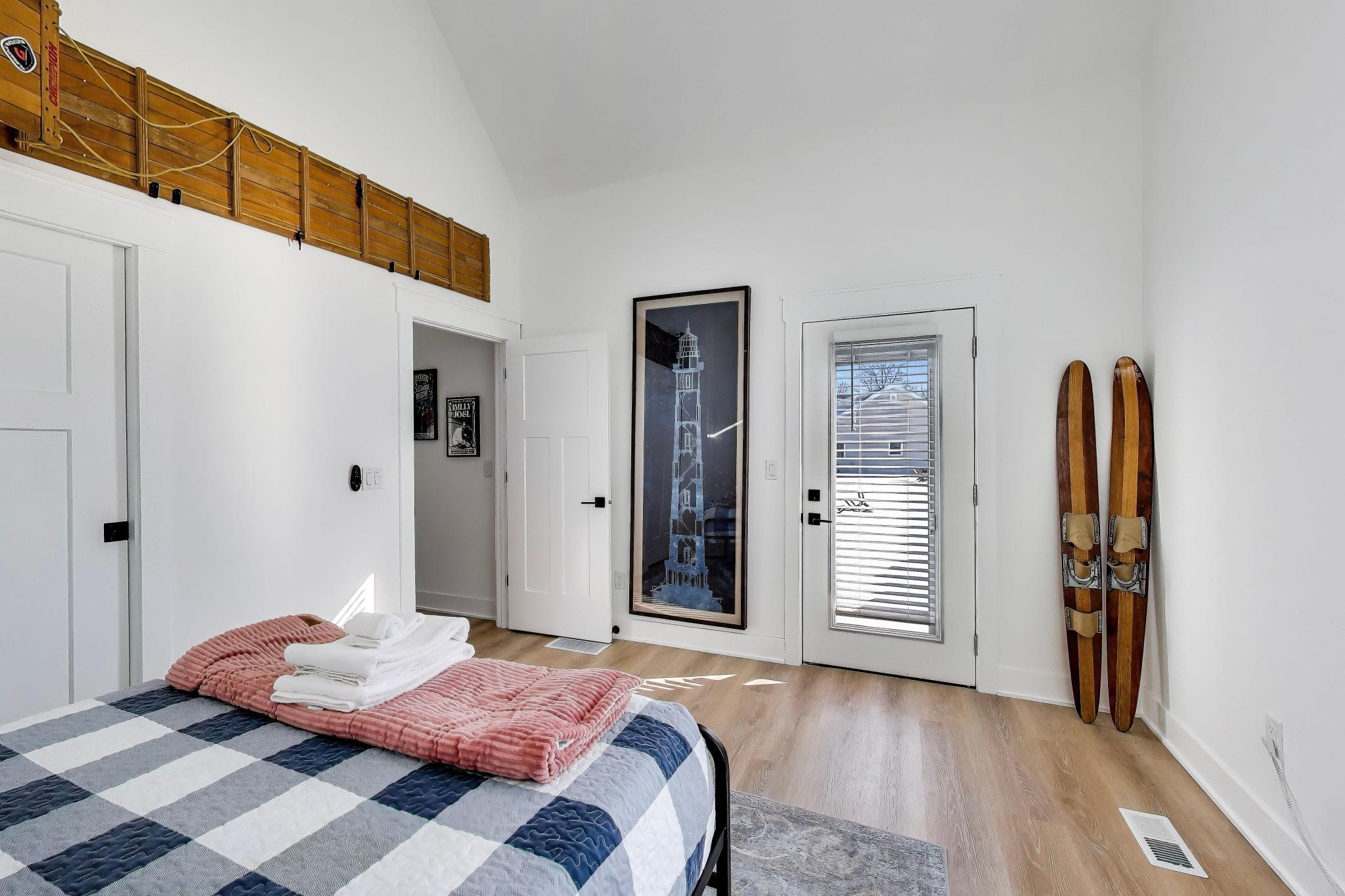 397 West Geneva Street Williams Bay, WI 53191 - Photo 21 of 35 Main level bed 1