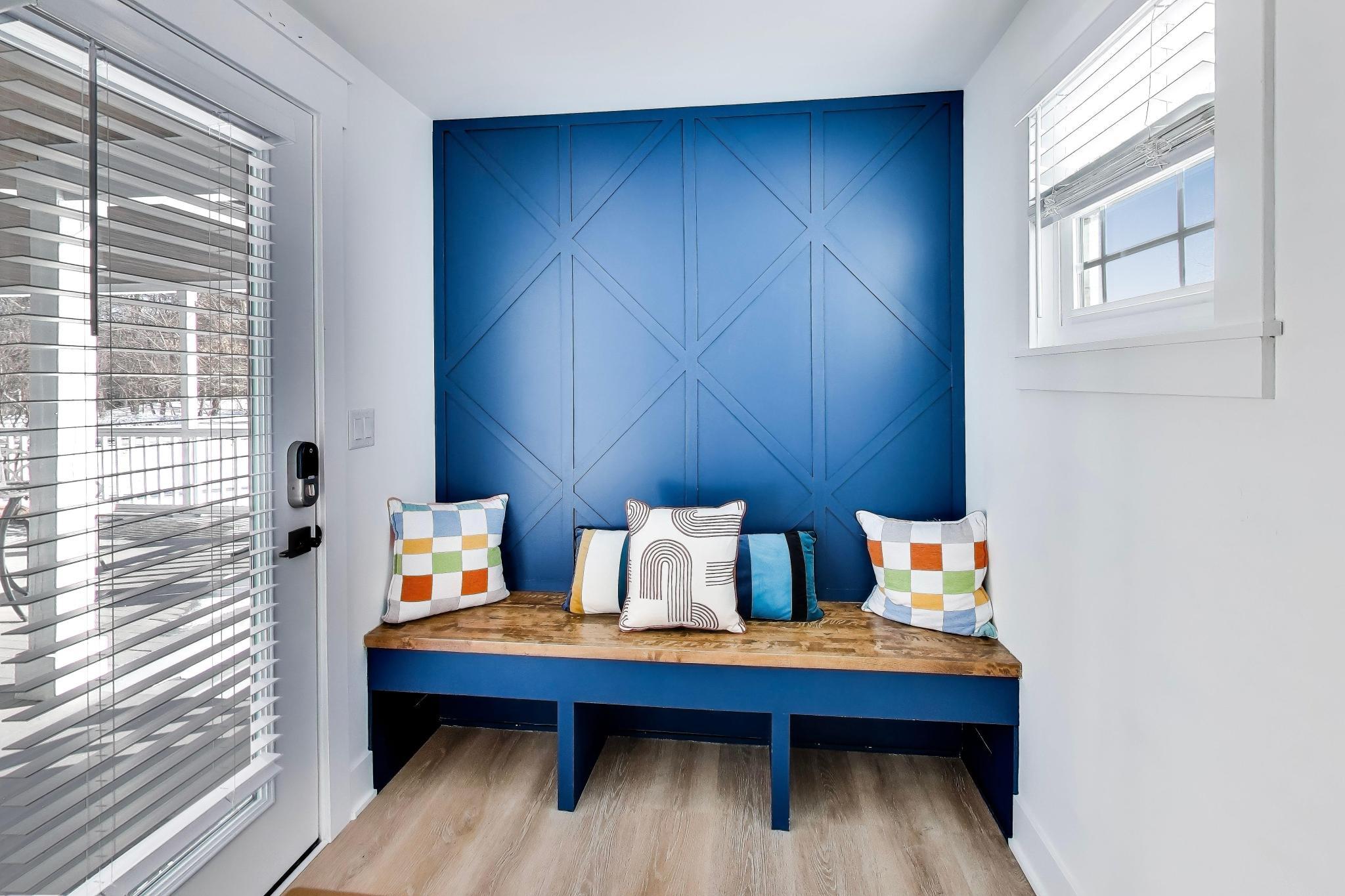 397 West Geneva Street Williams Bay, WI 53191 - Photo 22 of 35 Side entrance