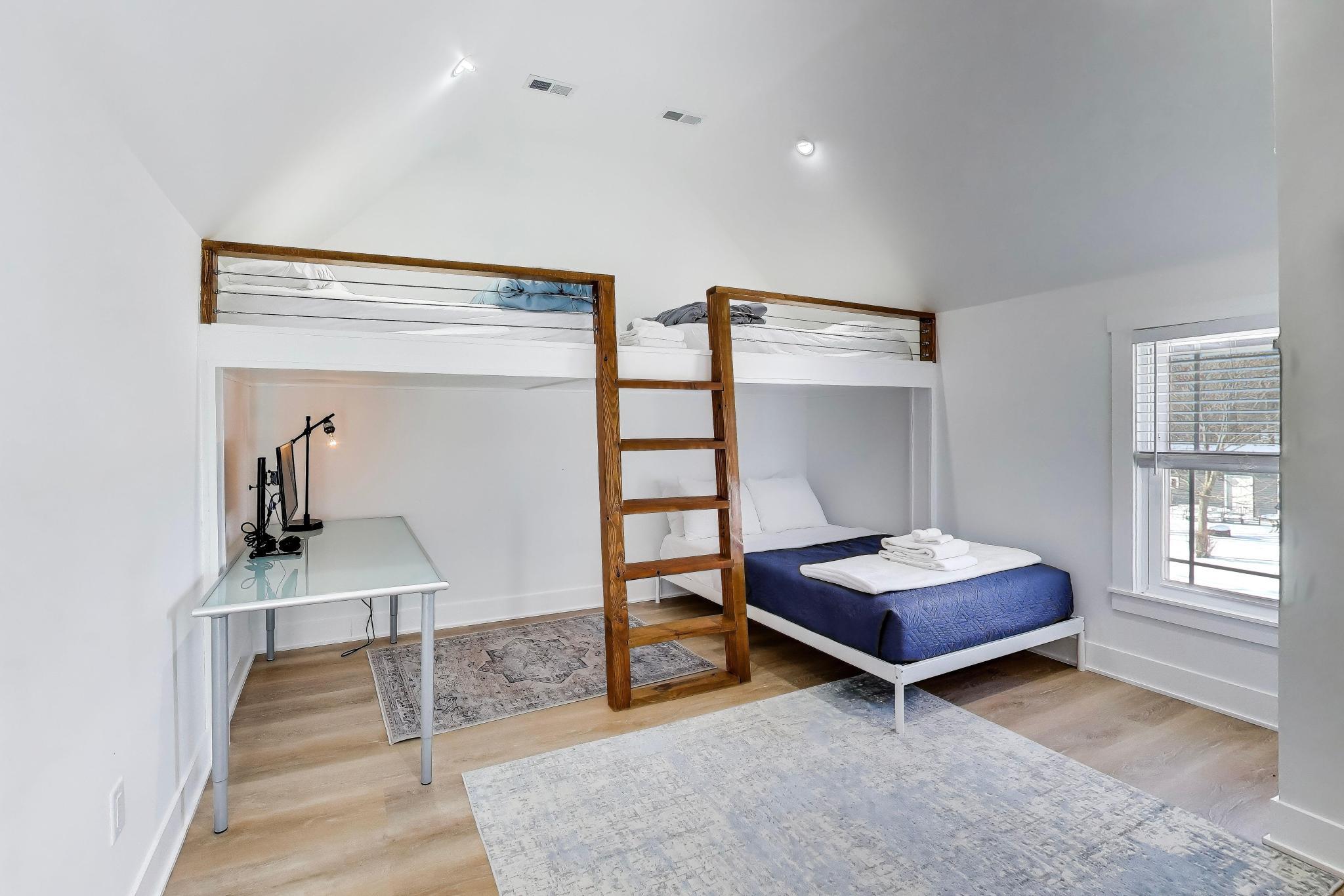 397 West Geneva Street Williams Bay, WI 53191 - Photo 30 of 35 2nd floor bed 3