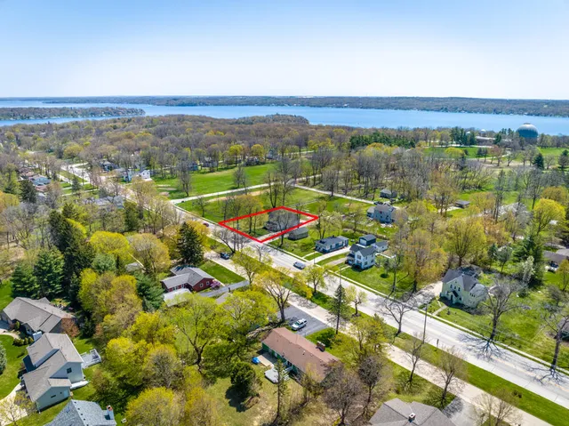$675,000 | 397 West Geneva Street, Williams Bay, WI 53191