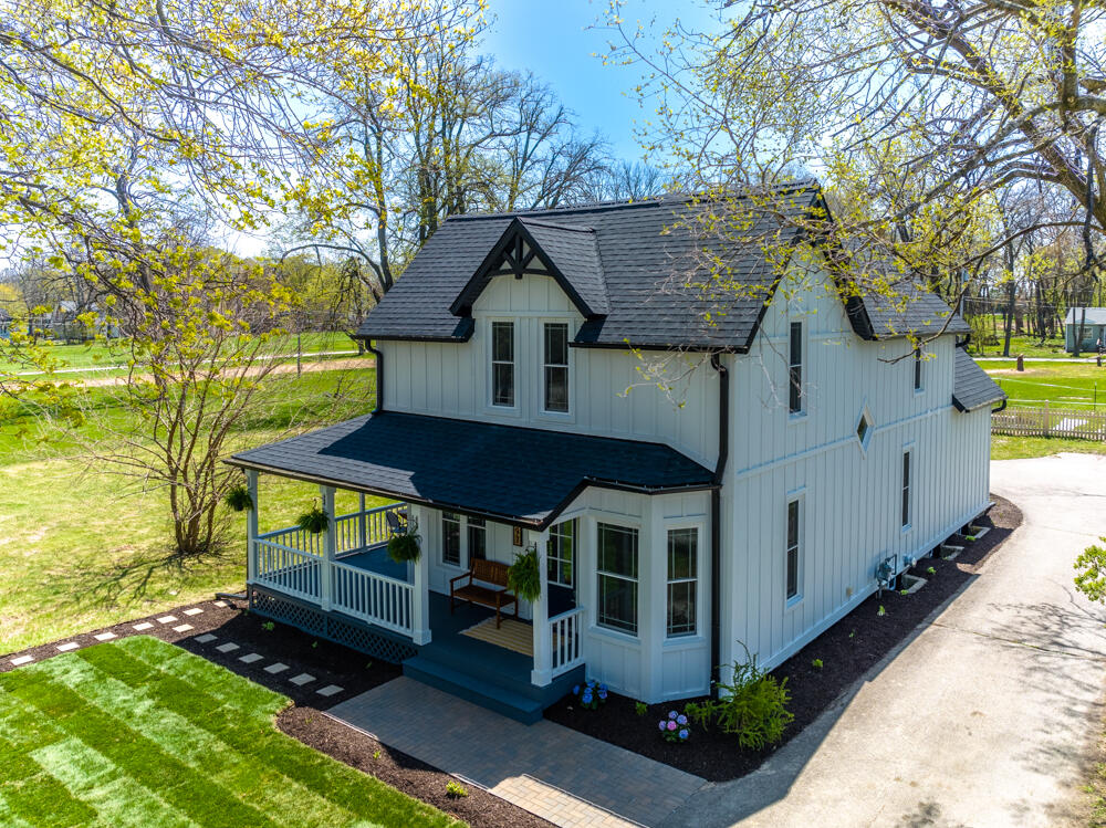 397 West Geneva Street Williams Bay, WI 53191 - Photo 6 of 35 397 W Geneva St