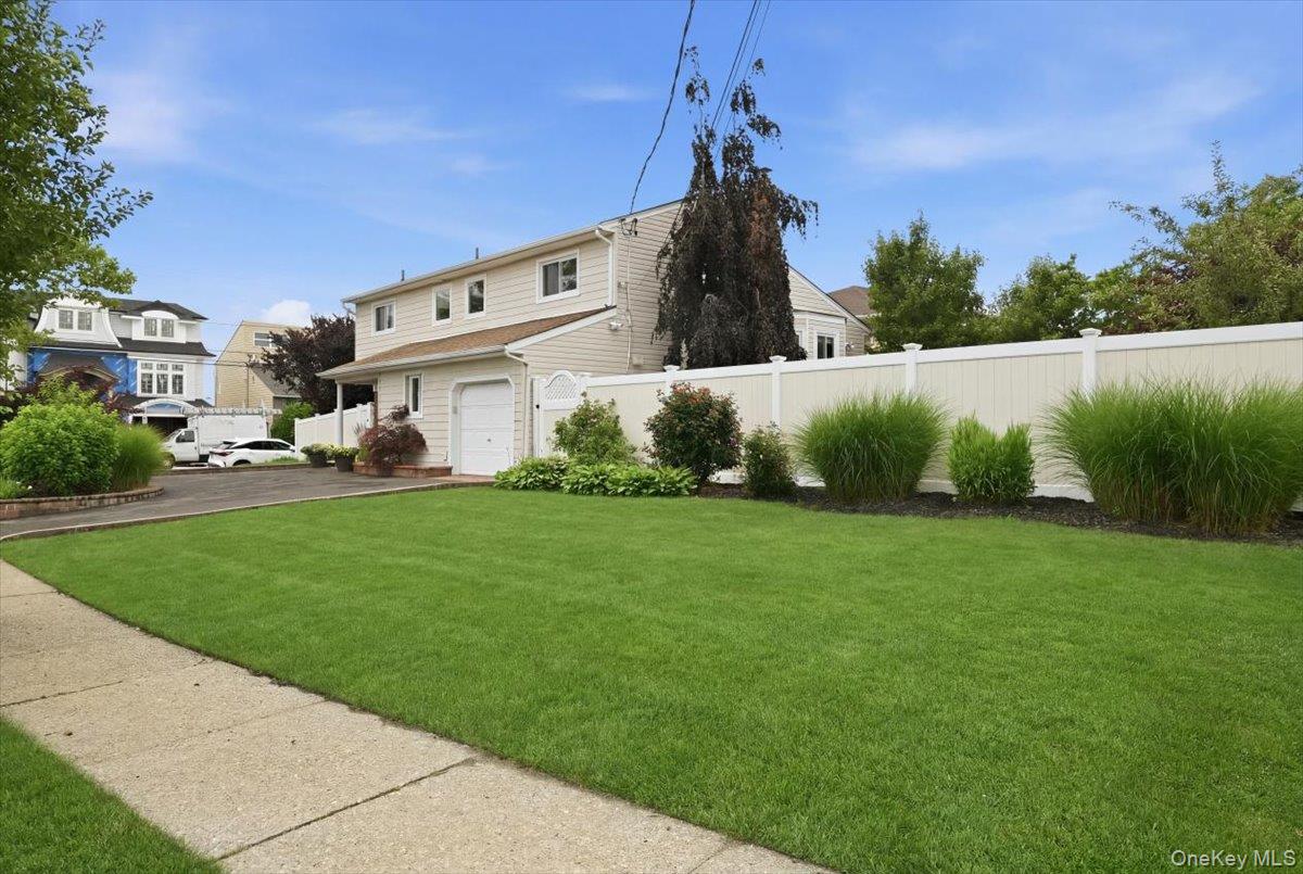 2461 Riviera Lane Bellmore, NY 11710 - Photo 44 of 44