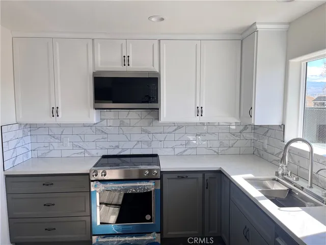 $525,000 | 21305 Wren Street, Apple Valley, CA 92308