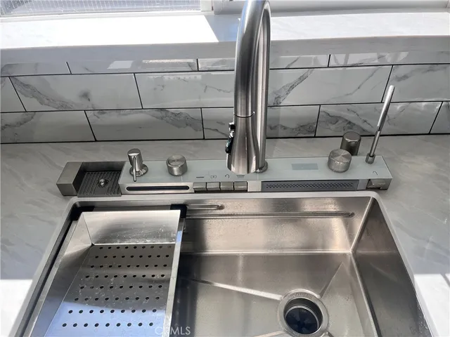 $525,000 | 21305 Wren Street, Apple Valley, CA 92308