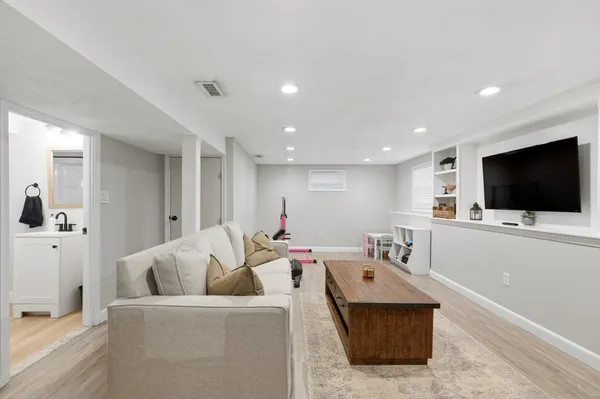 $749,000 | 7 Paulette Drive, Danvers, MA 01923