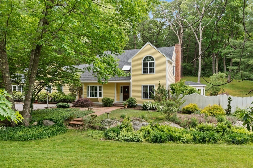 20 Pineswamp Road Ipswich, MA 01938 - Photo 4 of 41 Gallery Image 4