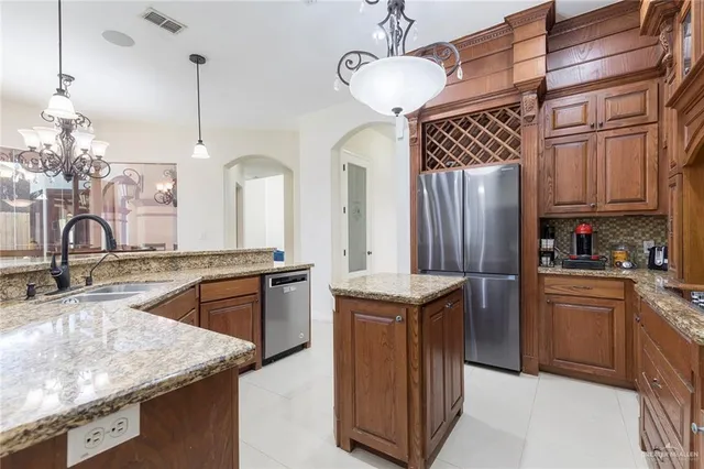 $3,900 | 4701 Ebony Avenue, McAllen, TX 78501