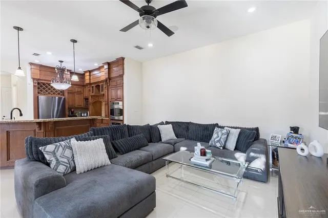 $3,900 | 4701 Ebony Avenue, McAllen, TX 78501