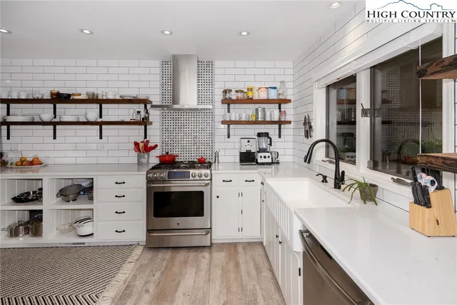 $1,495,000 | 870 Club House Drive, Unit B2, Banner Elk, NC 28604