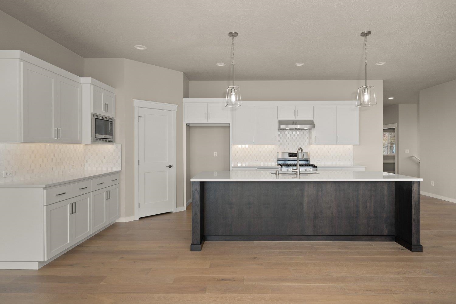 8704 East Ridgeline Lane Spokane, WA 99217 - Photo 11 of 37