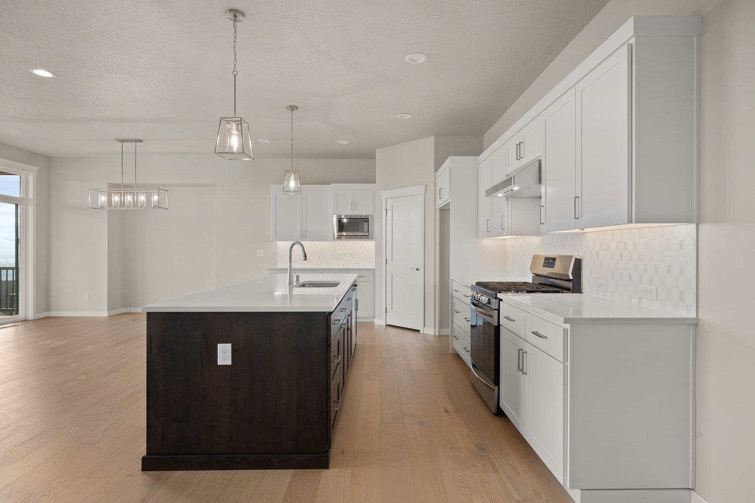 8704 East Ridgeline Lane Spokane, WA 99217 - Photo 12 of 37