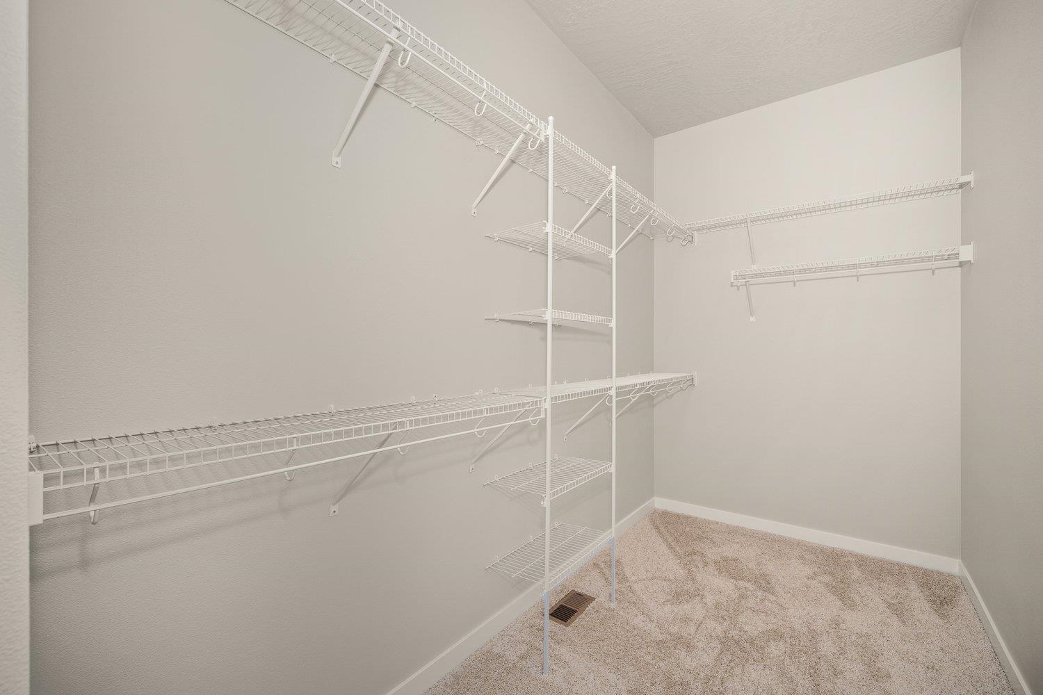 8704 East Ridgeline Lane Spokane, WA 99217 - Photo 19 of 37