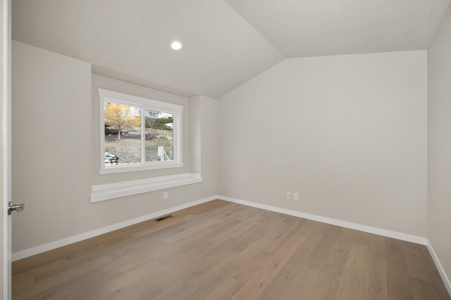 8704 East Ridgeline Lane Spokane, WA 99217 - Photo 20 of 37