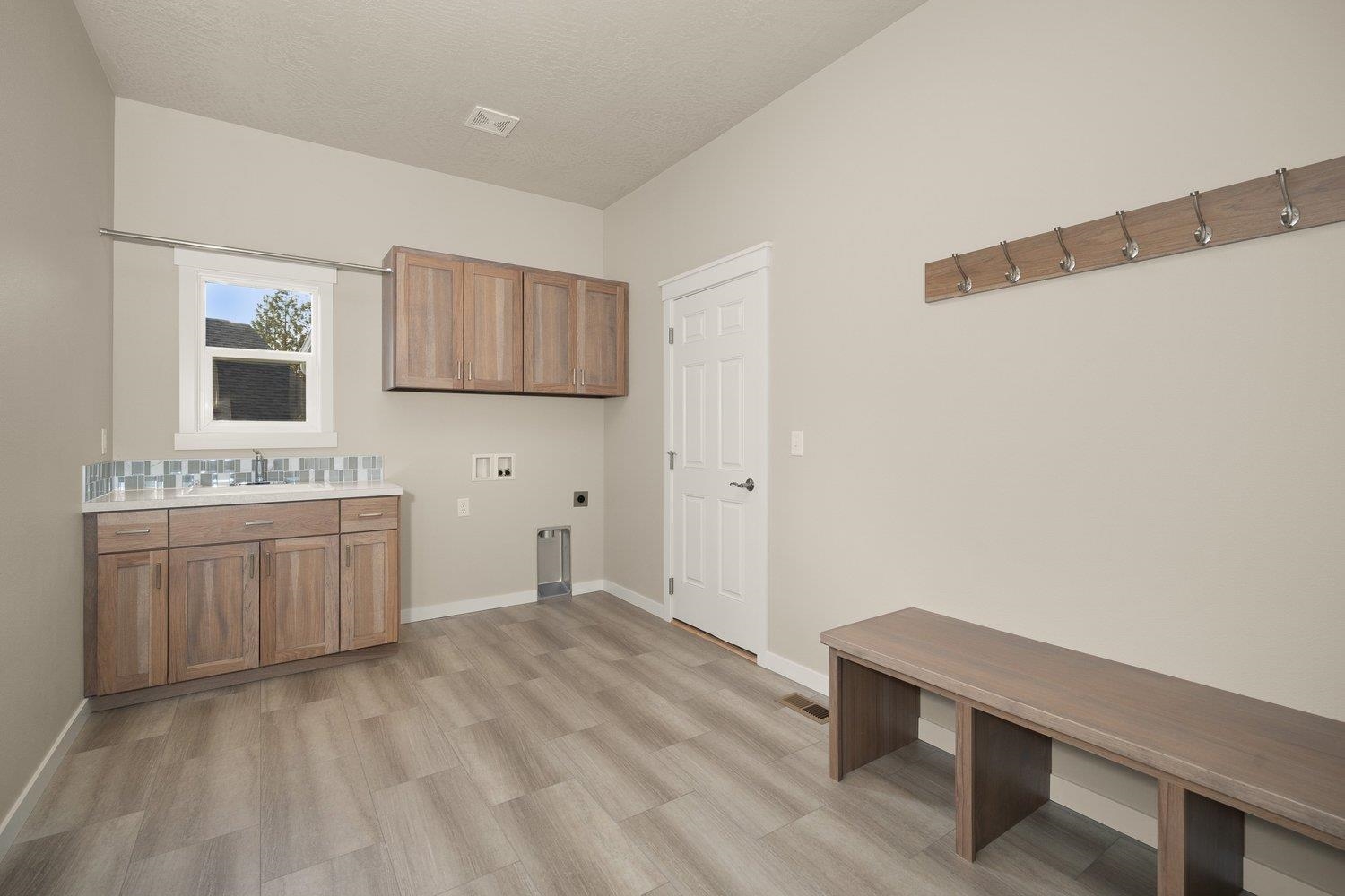 8704 East Ridgeline Lane Spokane, WA 99217 - Photo 22 of 37