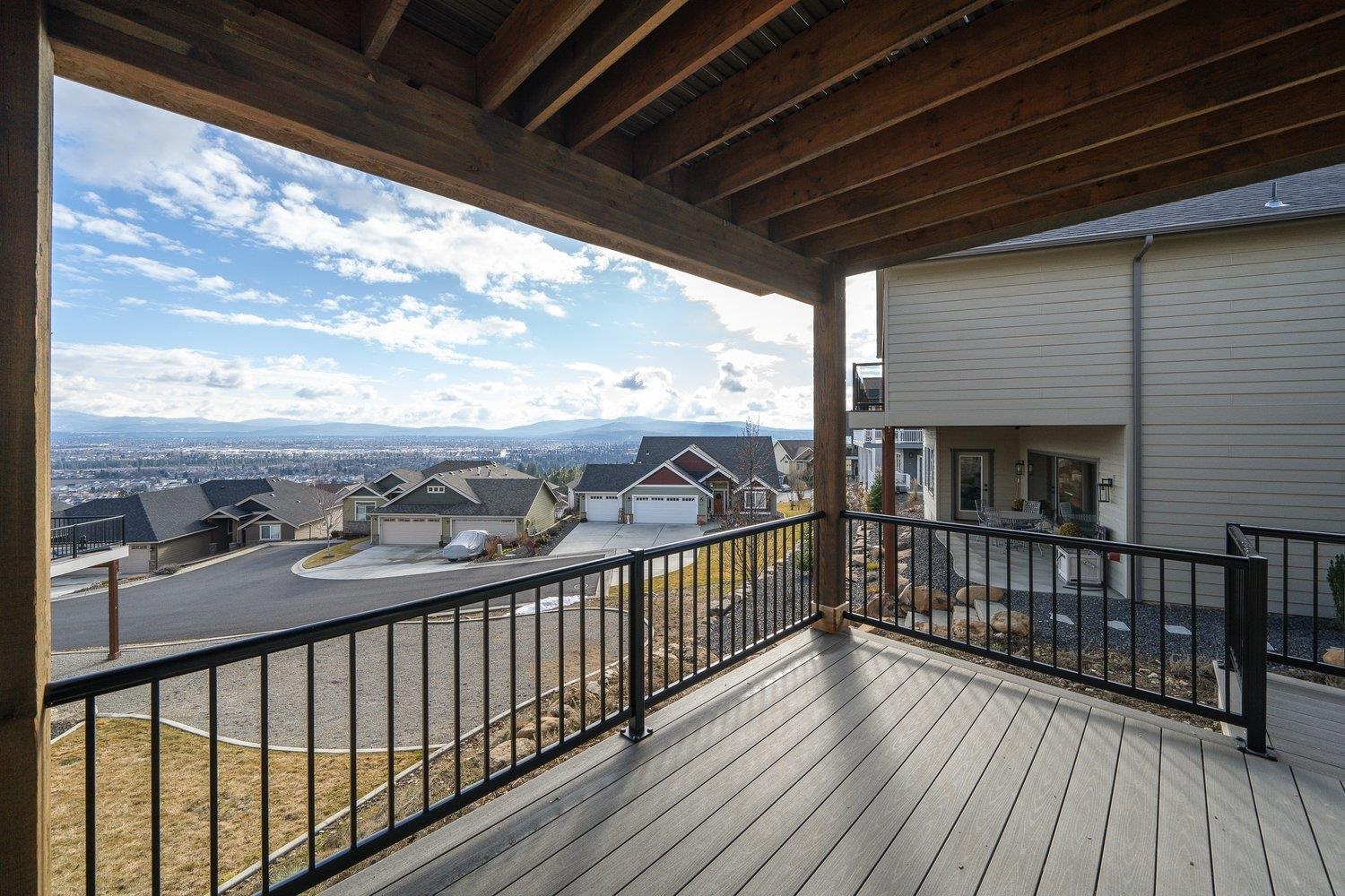 8704 East Ridgeline Lane Spokane, WA 99217 - Photo 30 of 37