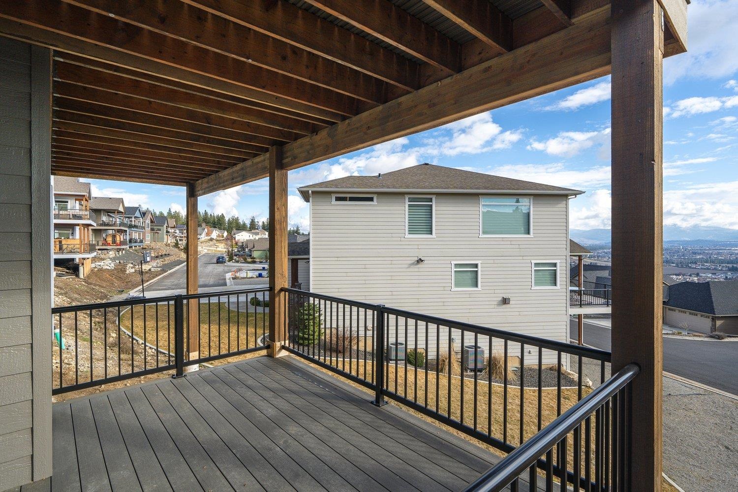 8704 East Ridgeline Lane Spokane, WA 99217 - Photo 31 of 37